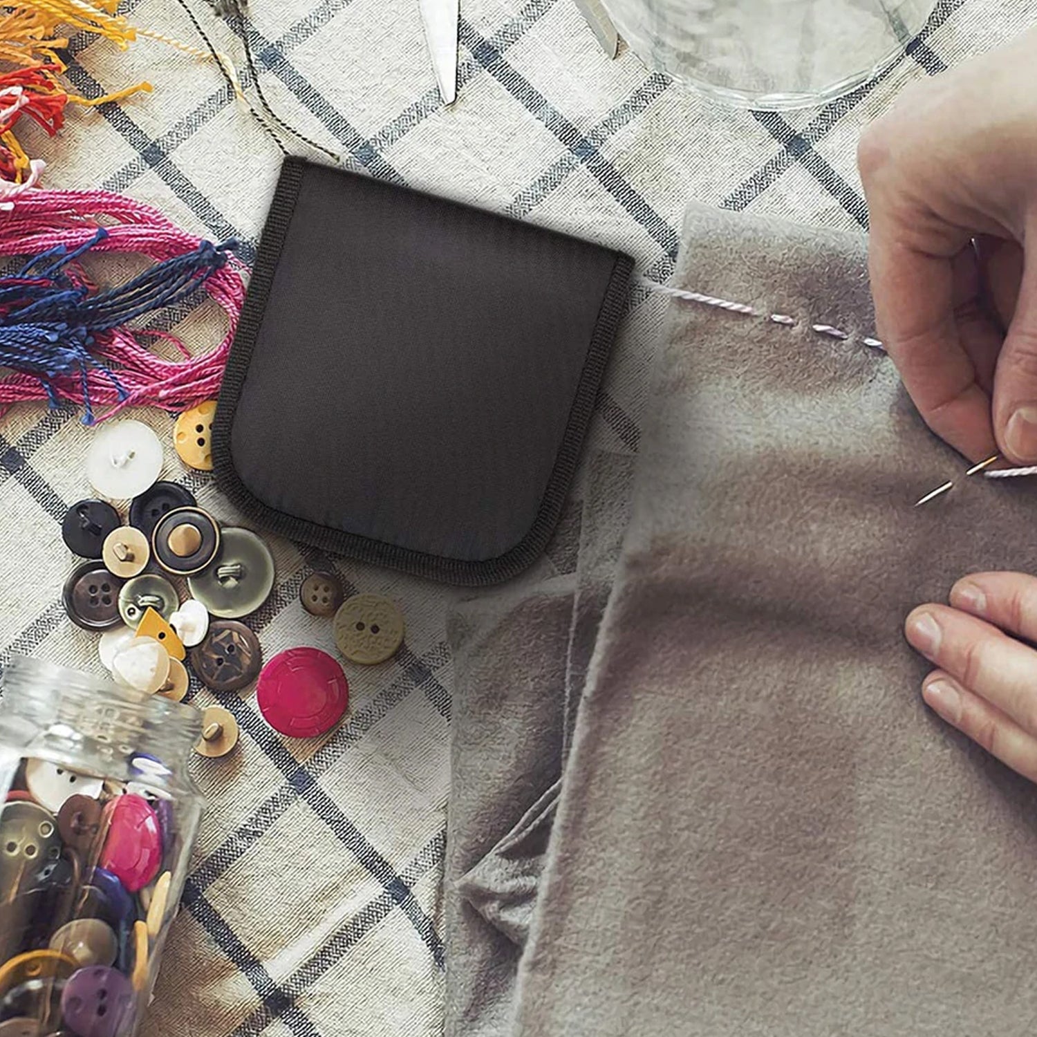 6052A 33Pc Purse Sewing Set For Carrying Various Sewing Items And Stuffs In It. DeoDap 6052A 33Pc Purse Sewing Set For Carrying Various Sewing Items And Stuffs In It. DeoDap